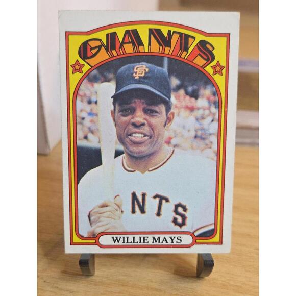 Other - 1972 Topps Willie Mays baseball card San Francisco Giants #49 EXT